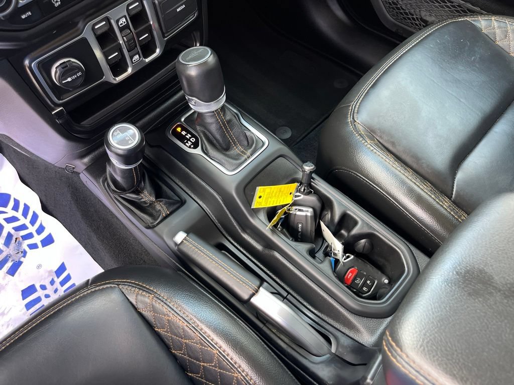 Used 2022 Jeep Gladiator Overland AWD/4WD image 11