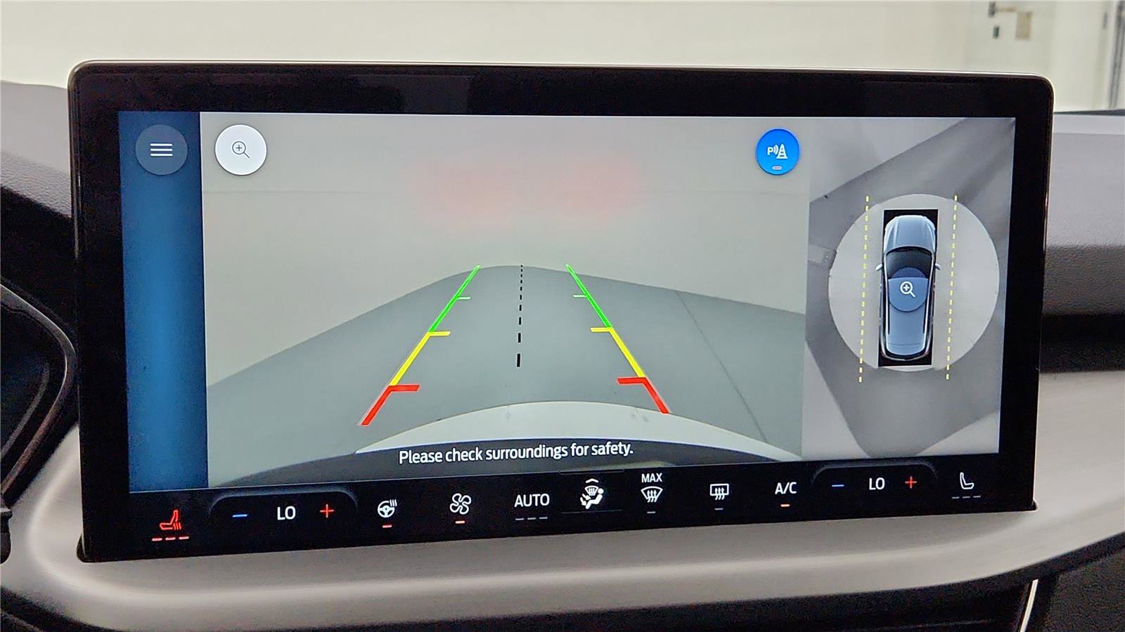 Used 2023 Ford Escape Platinum w/ Premium Technology Package image 39