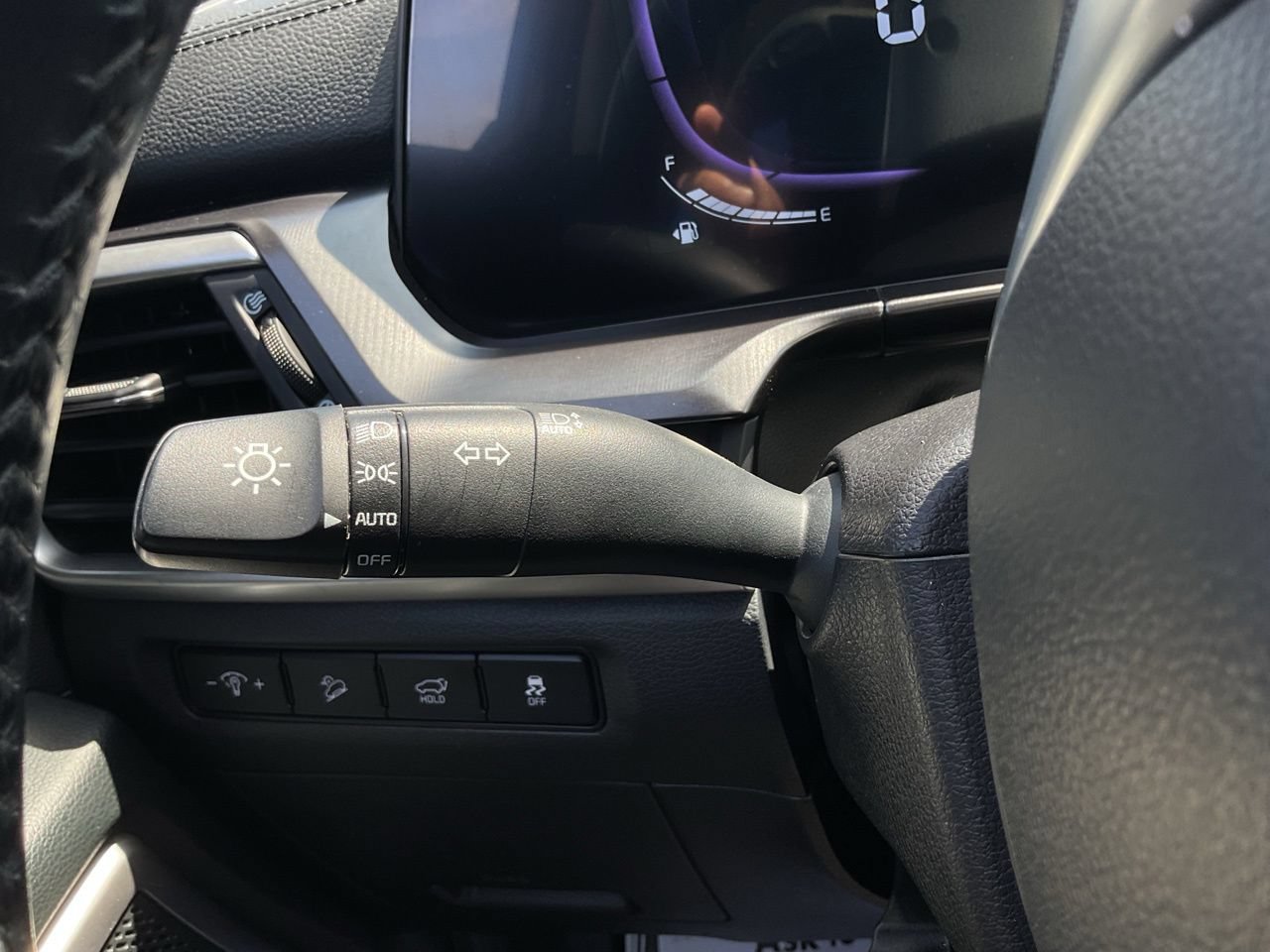 Used 2025 Kia Telluride S FWD image 42
