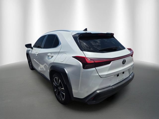 Used 2021 Lexus UX 200 w/ Premium Package FWD image 2