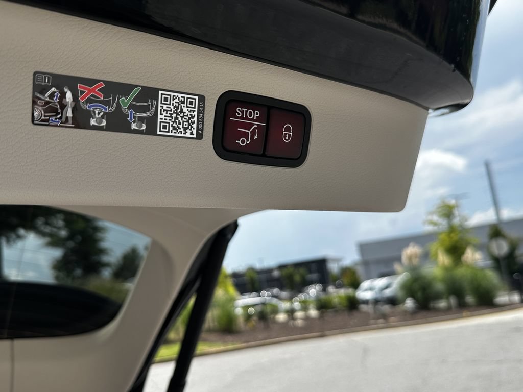 New 2027 Mercedes-Benz EQS 550 4MATIC SUV image 22