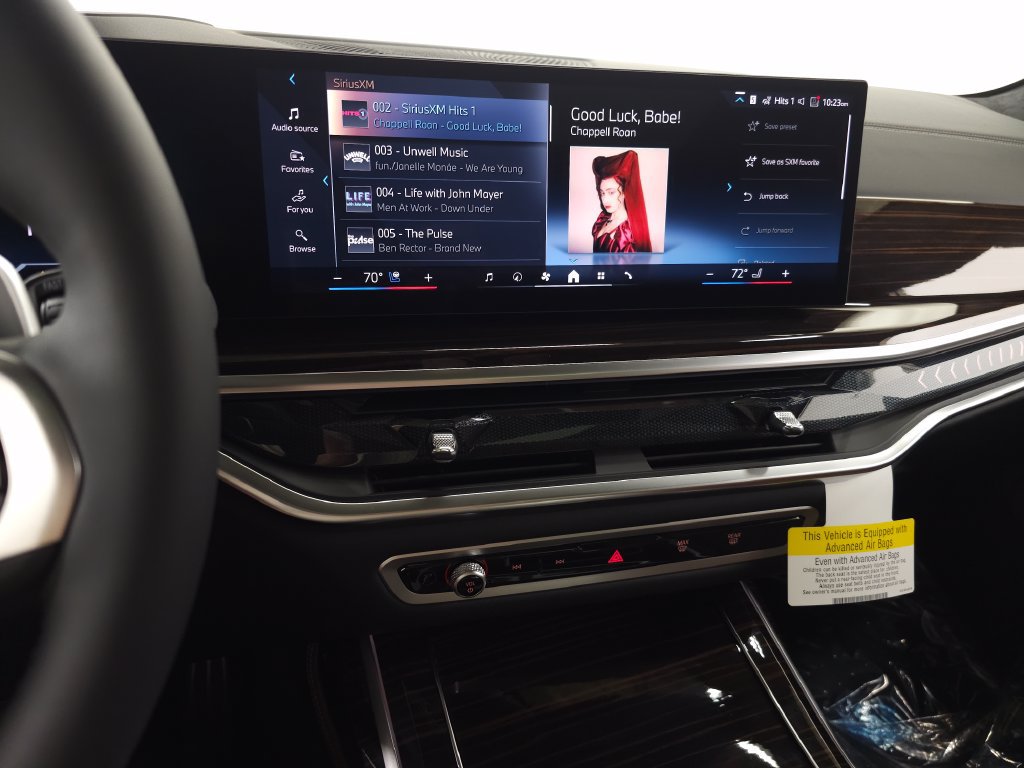 Used 2027 BMW X7 xDrive40i w/ M Sport Package AWD/4WD image 18