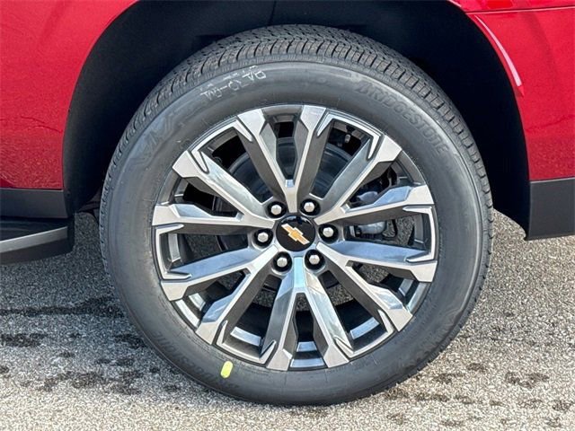 New 2026 Chevrolet Suburban High Country w/ Sun And Tow Package image 6