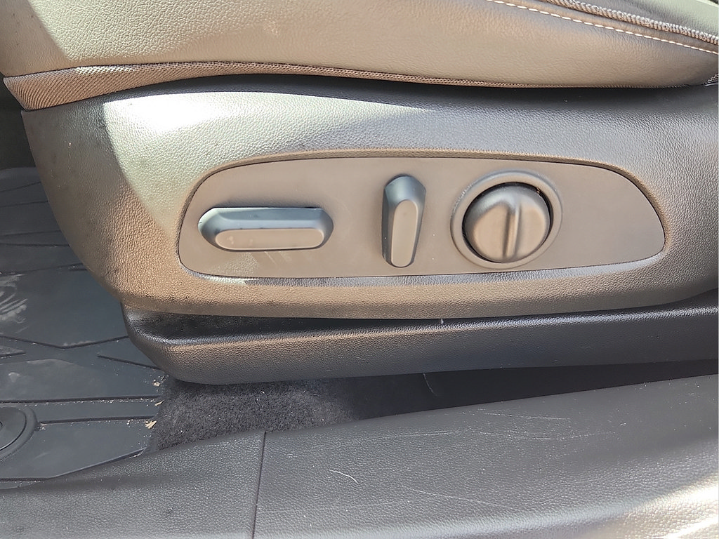 Used 2023 Buick Encore GX Select w/ Safety Package II AWD/4WD image 15