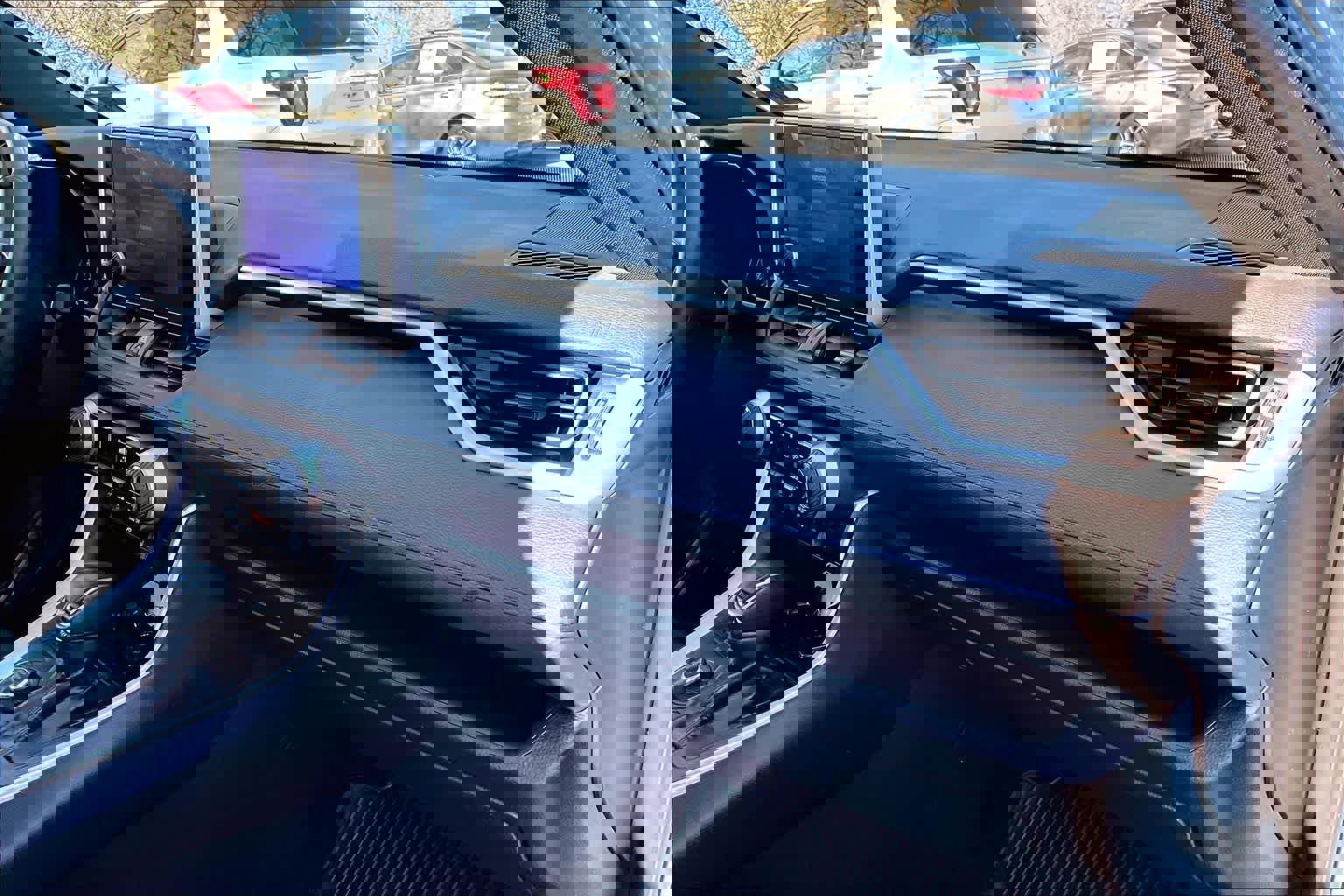 Certified 2024 Toyota RAV4 SE w/ Convenience Package AWD/4WD image 18