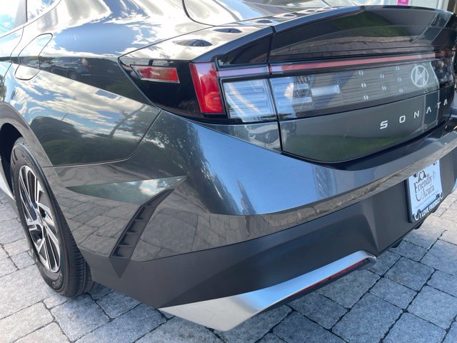 Used 2026 Hyundai Sonata Blue FWD image 11