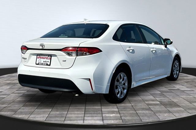 Used 2024 Toyota Corolla LE image 6