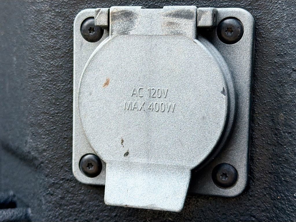 Used 2023 Chevrolet Silverado 1500 LT w/ Protection Package image 13