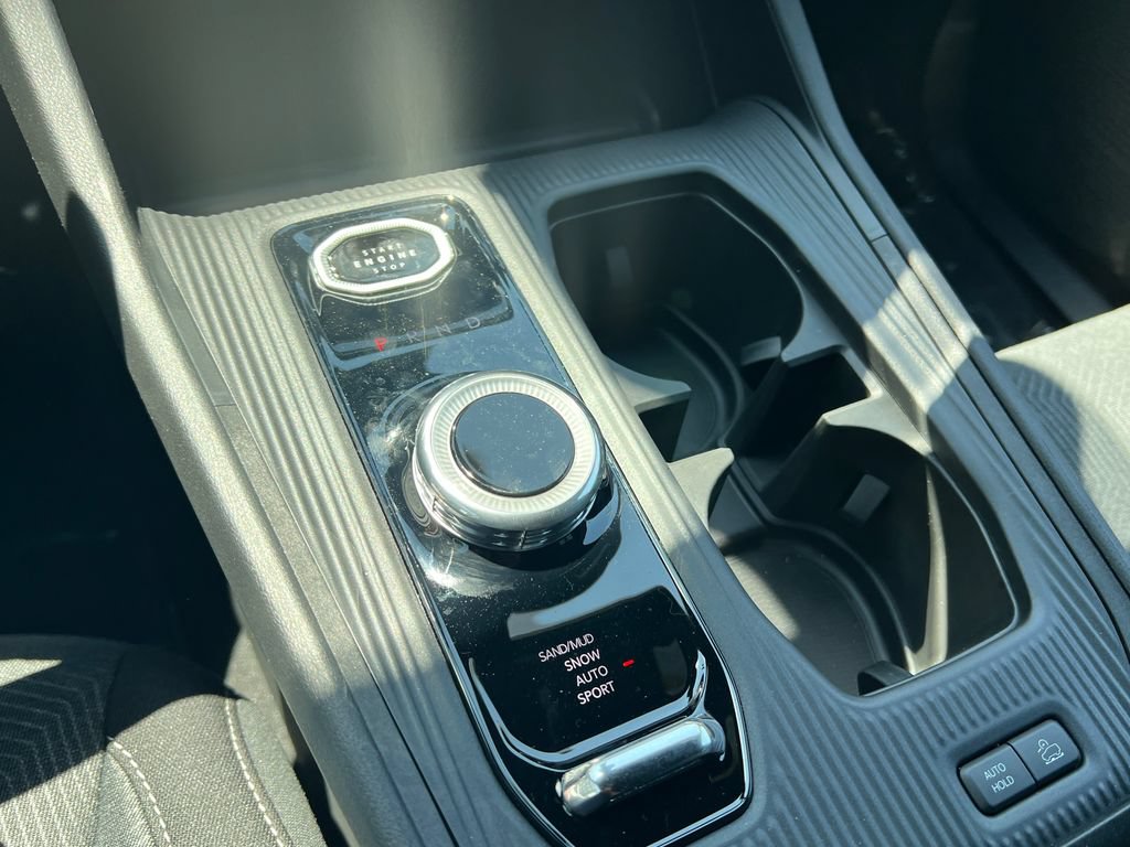 New 2026 Jeep Cherokee Laredo AWD/4WD image 25