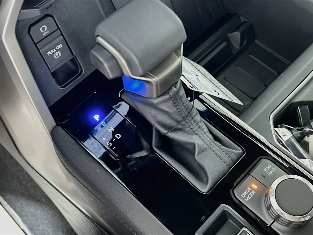 New 2026 Toyota Tundra Limited AWD/4WD image 14