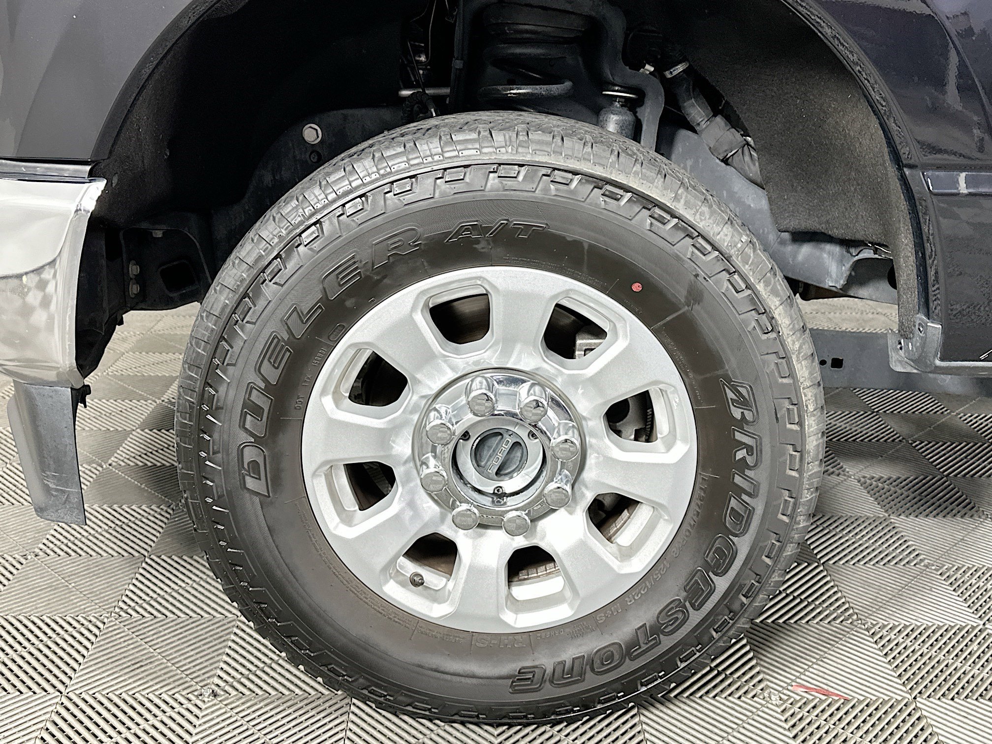 Used 2024 Ford F350 XLT w/ 360-Degree Camera Package image 35