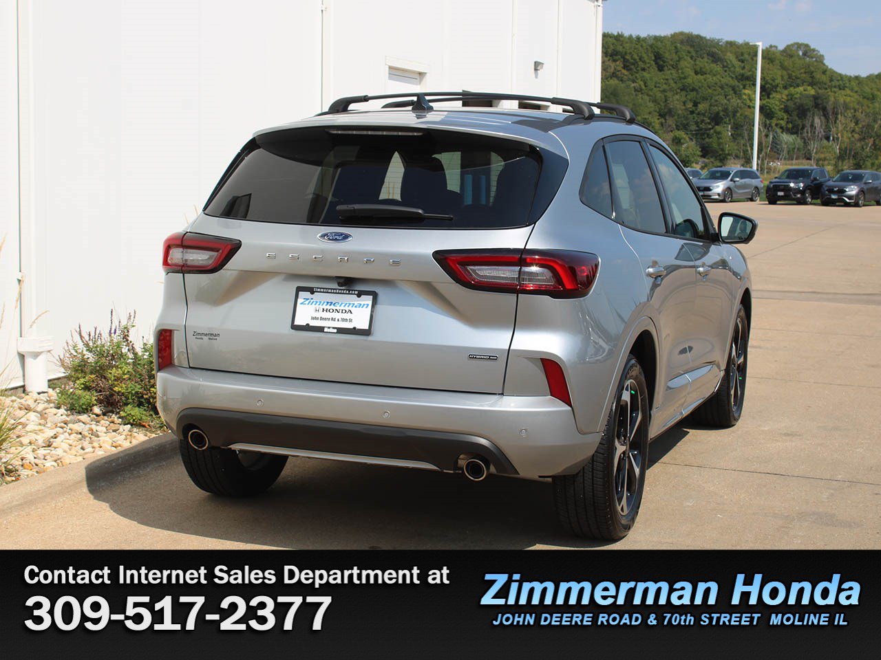 Used 2023 Ford Escape ST-Line Elite AWD/4WD image 2