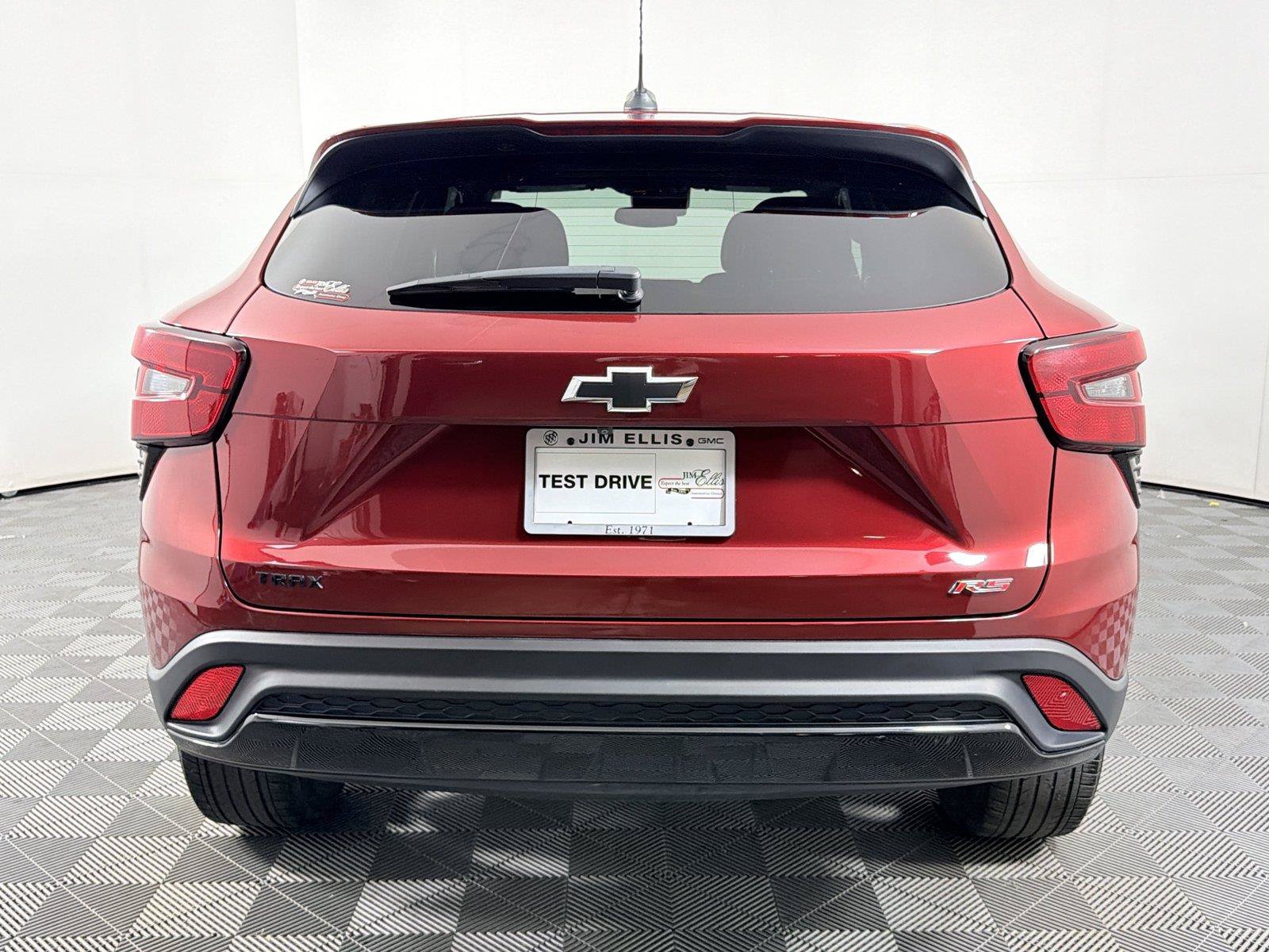 Certified 2024 Chevrolet Trax RS FWD image 5