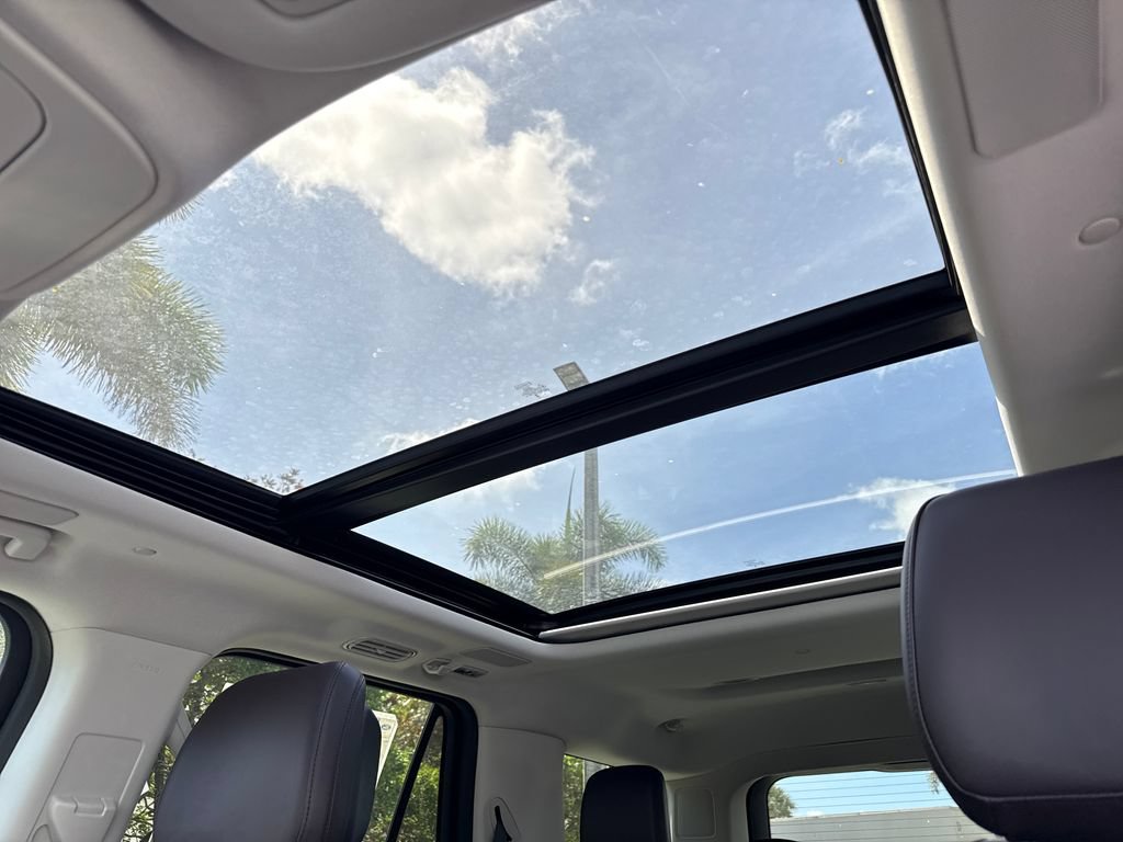 New 2026 Ford Expedition Platinum w/ Platinum Ultimate Package AWD/4WD image 10