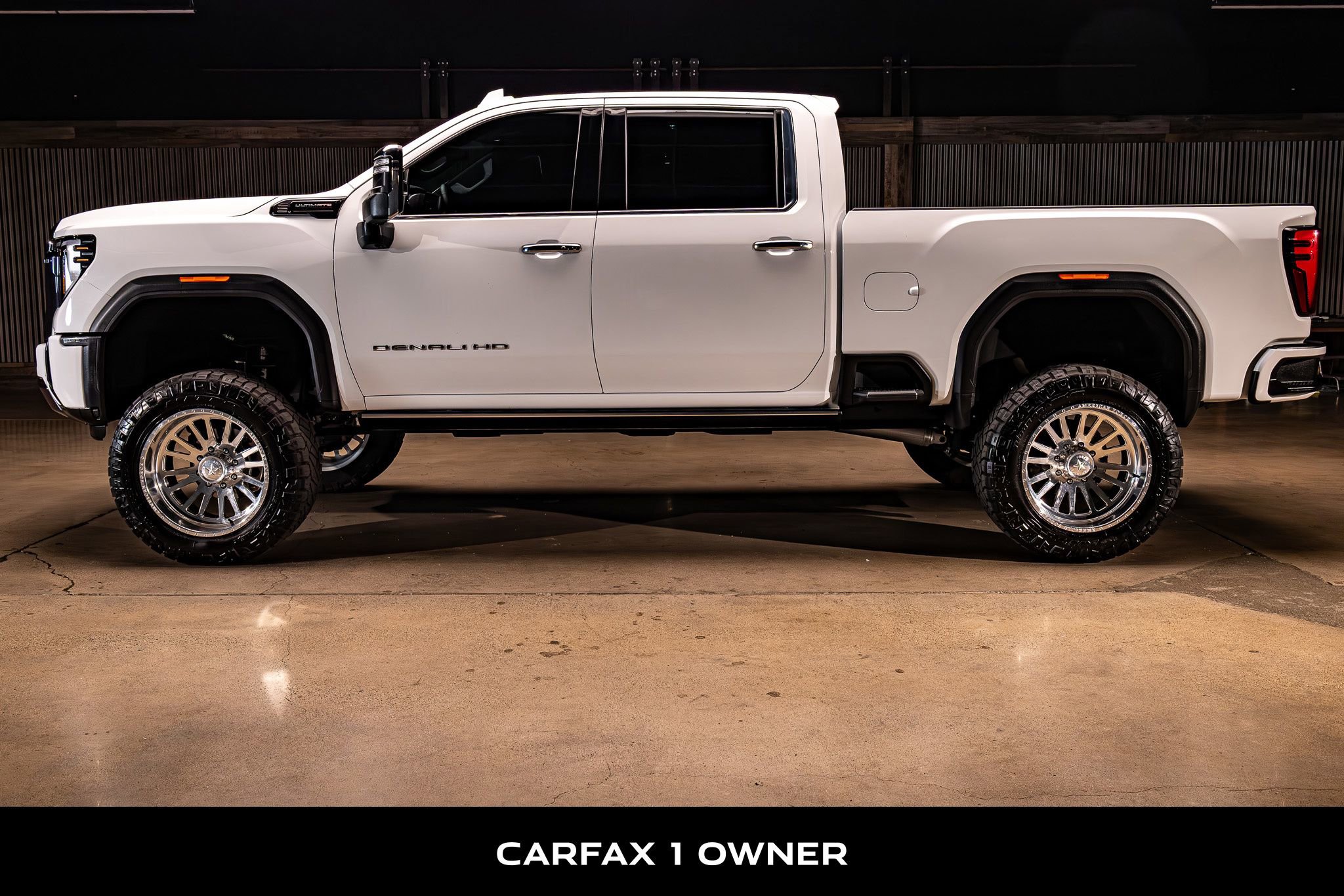 Used 2024 GMC Sierra 2500 Denali Ultimate w/ Max Trailering Package AWD/4WD image 5