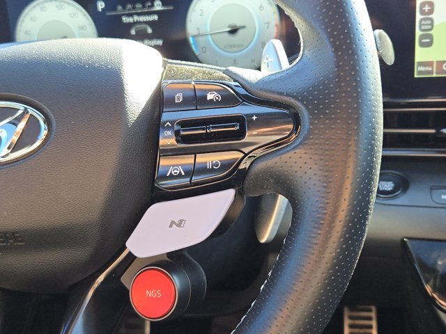 Used 2022 Hyundai Elantra N FWD image 25