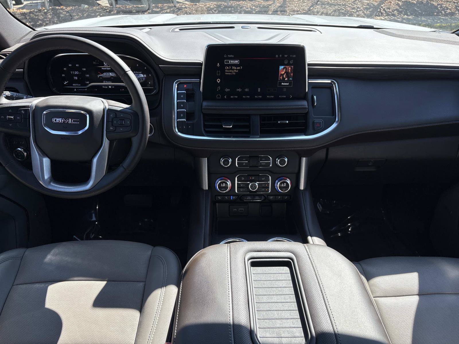 Used 2024 GMC Yukon SLT w/ Max Trailering Package AWD/4WD image 28