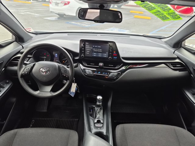 Used 2019 Toyota C-HR LE FWD image 15