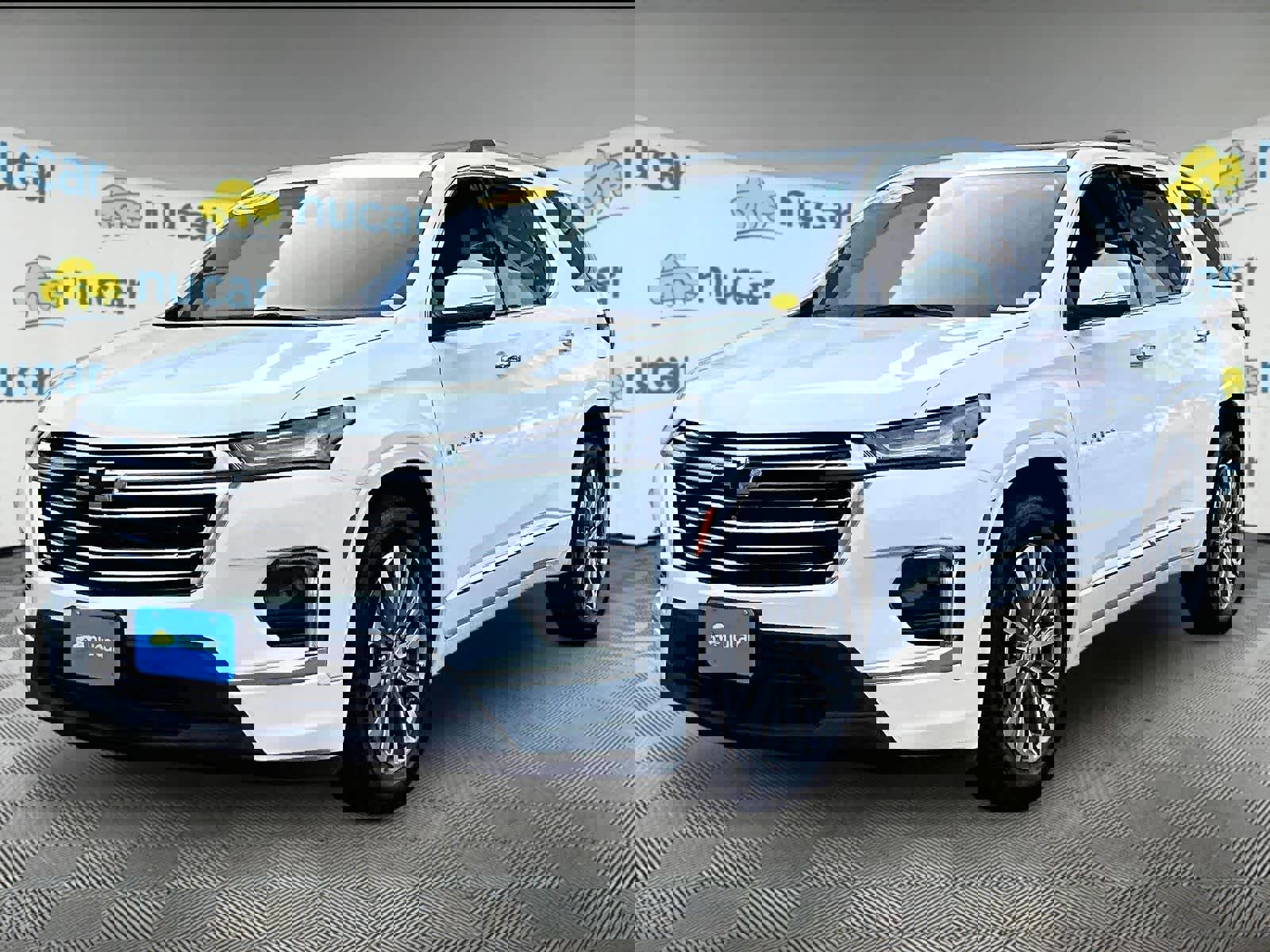 Used 2023 Chevrolet Traverse Premier w/ LPO, Floor Liner Package AWD/4WD image 3