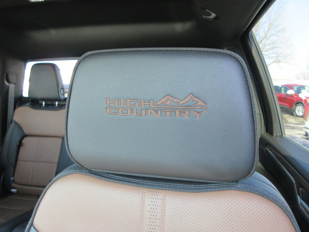 Certified 2025 Chevrolet Silverado 2500 High Country w/ Technology Package image 24