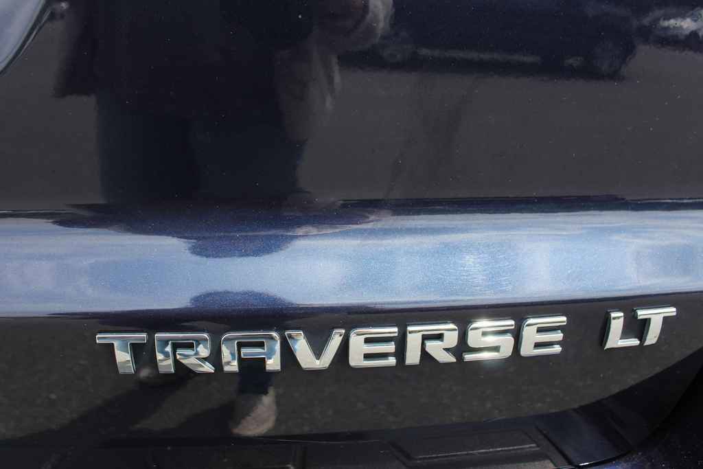 Used 2015 Chevrolet Traverse LT w/ Style and Technology Package AWD/4WD image 7