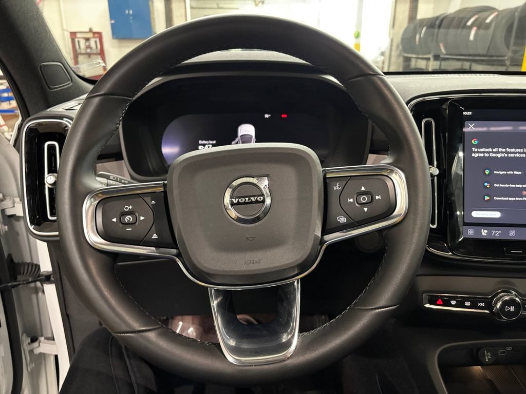 Certified 2023 Volvo C40 P8 Recharge Ultimate AWD/4WD image 21