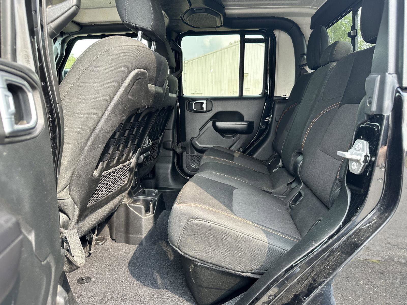 Used 2021 Jeep Gladiator Mojave w/ Cold Weather Group image 15