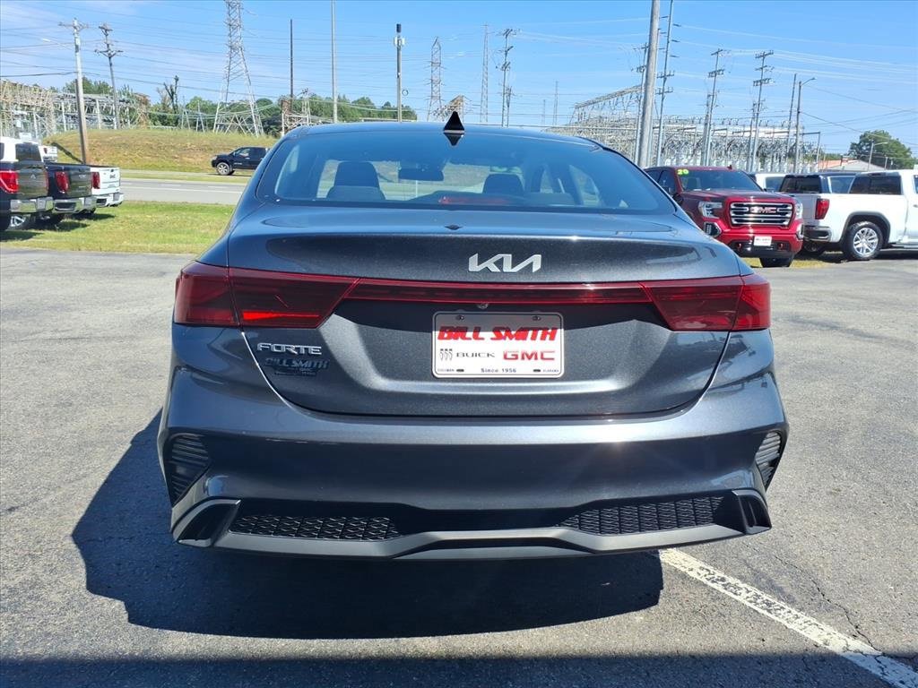 Used 2023 Kia Forte LXS image 6
