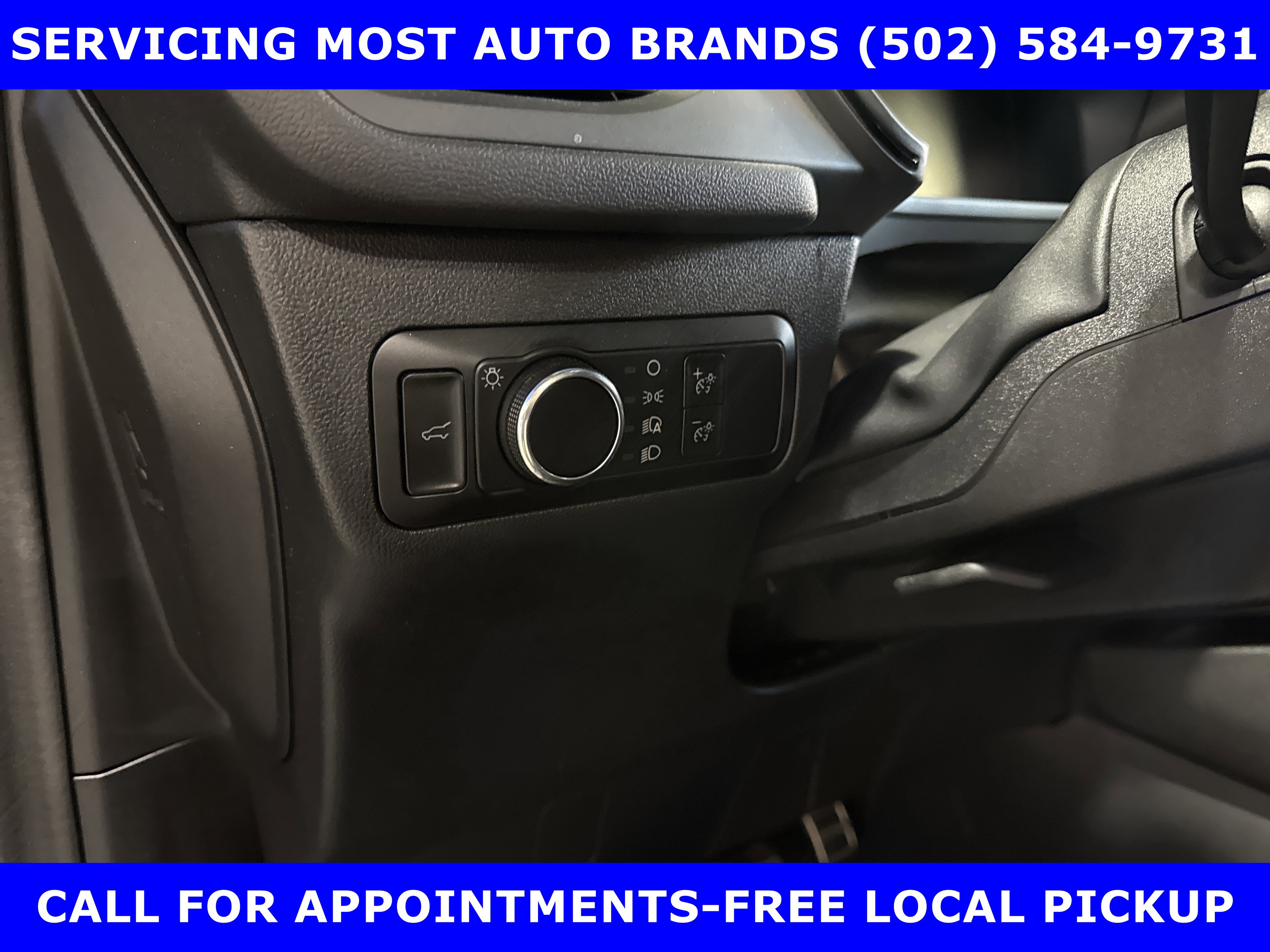 Certified 2023 Ford Escape ST-Line w/ Tech Pack #1 AWD/4WD image 21