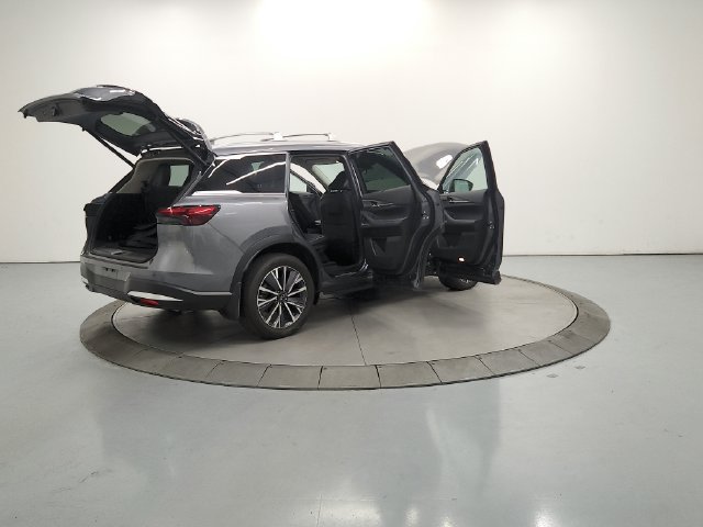 Used 2026 INFINITI QX60 Luxe w/ Cargo Package AWD/4WD image 13