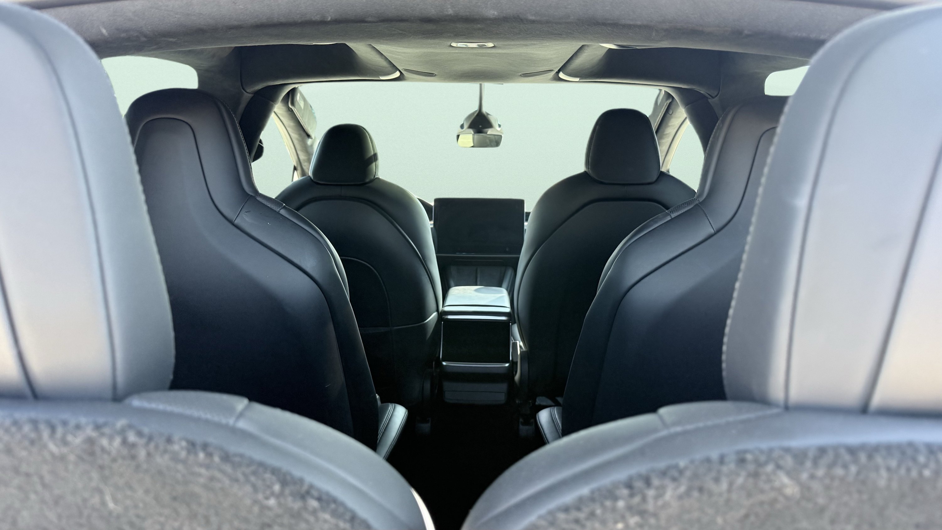Used 2023 Tesla Model X AWD/4WD image 4