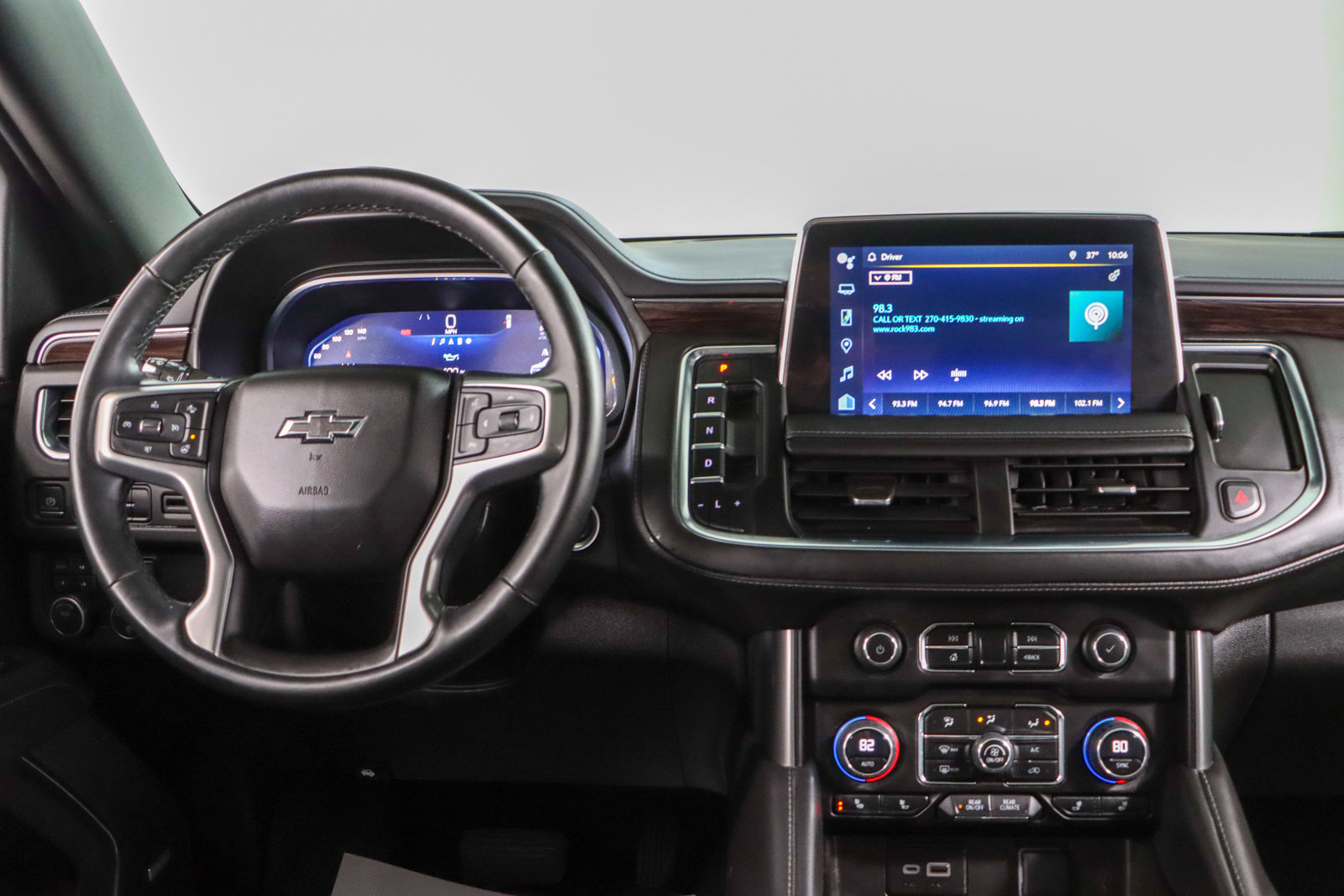 Used 2023 Chevrolet Tahoe Z71 w/ Luxury Package image 18