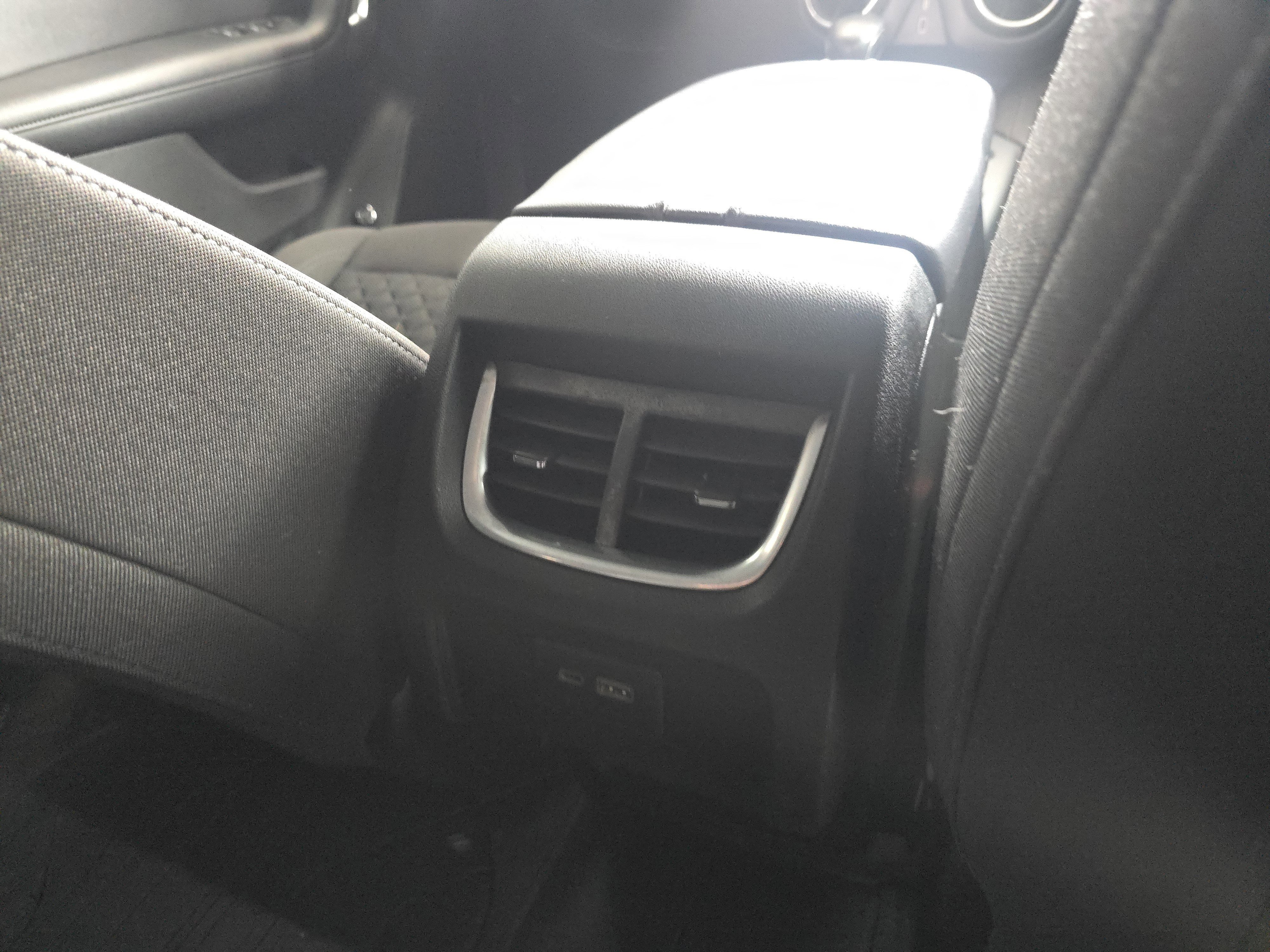 Used 2020 Chevrolet Blazer LT image 26