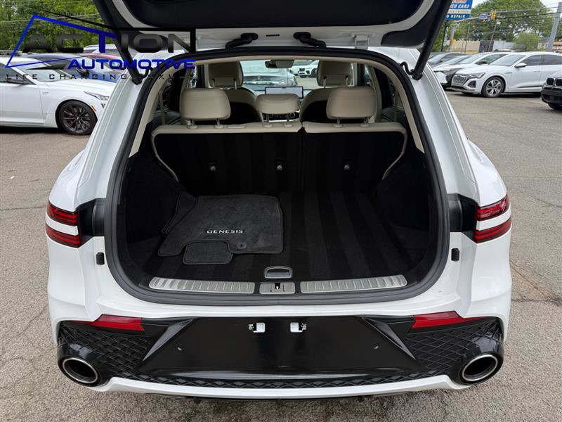 Used 2024 Genesis GV70 3.5T Sport w/ Sport Prestige Package AWD/4WD image 19