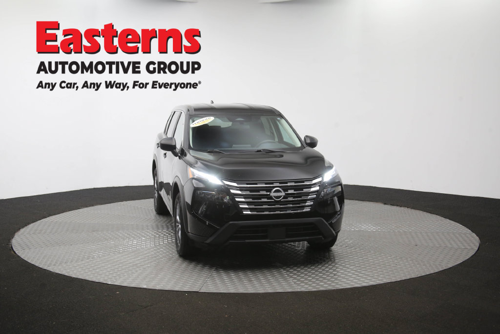 Used 2024 Nissan Rogue S AWD/4WD image 54