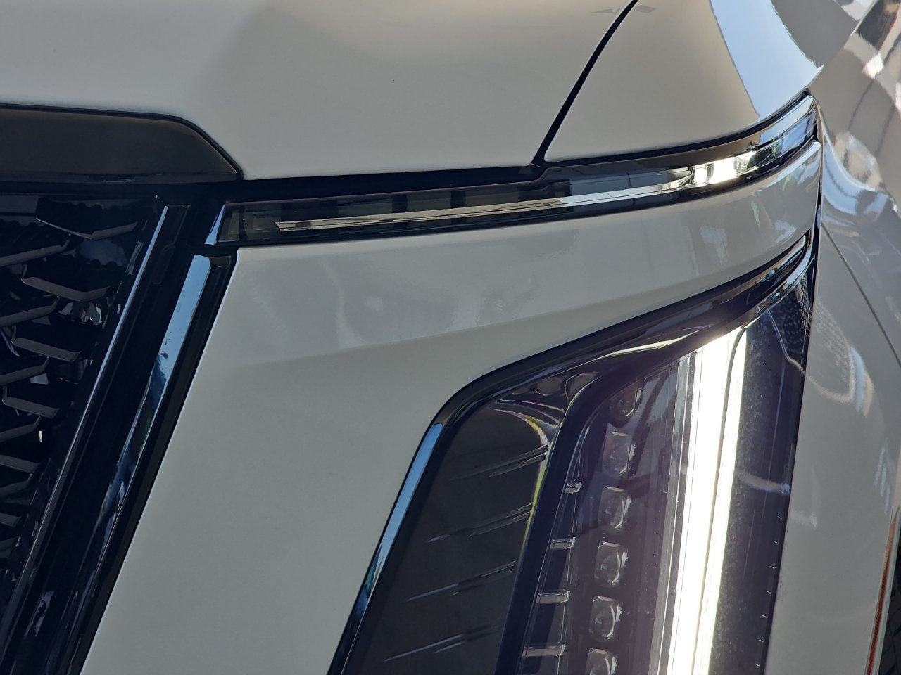 New 2026 Cadillac Escalade Sport w/ Touring Package AWD/4WD image 33