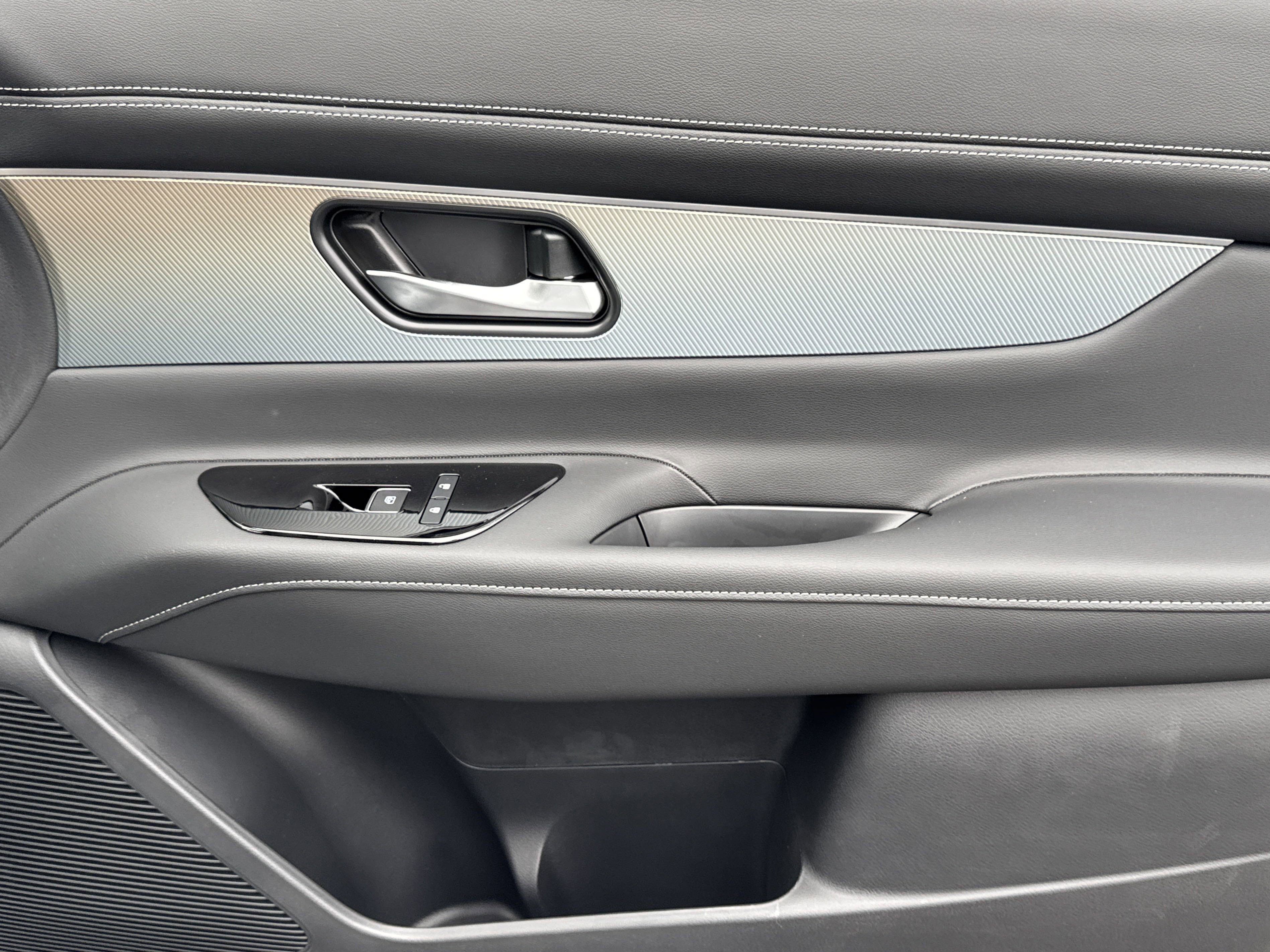 New 2025 Nissan Murano SL w/ Cargo Package image 22