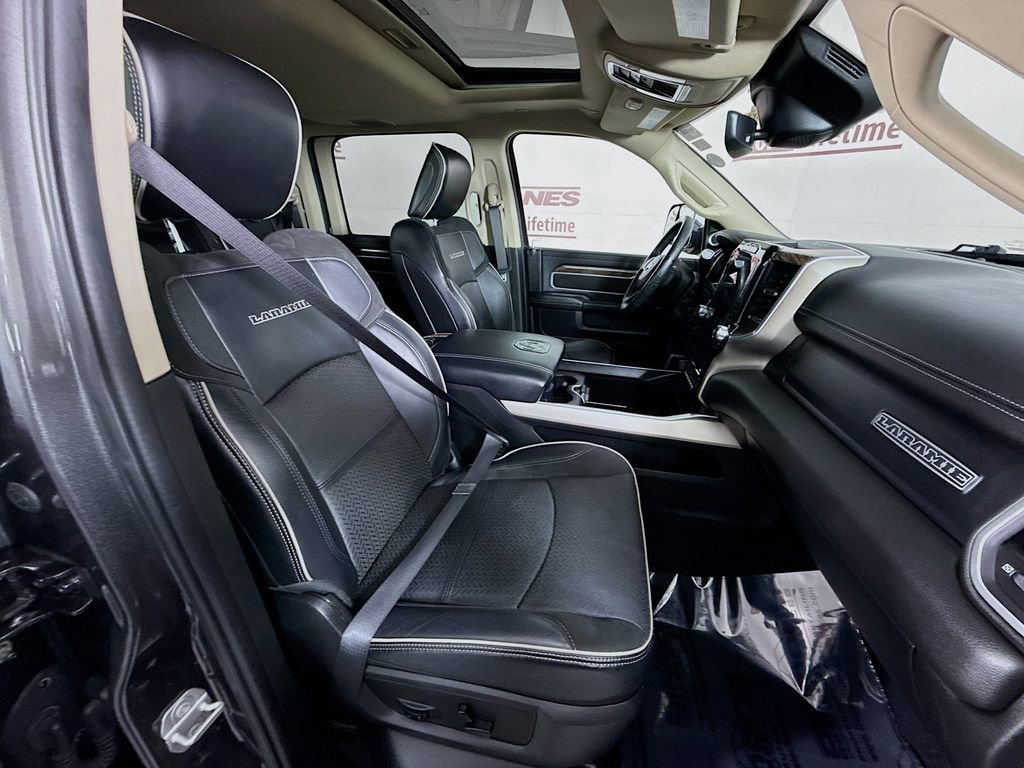 Used 2020 RAM 3500 Laramie image 37