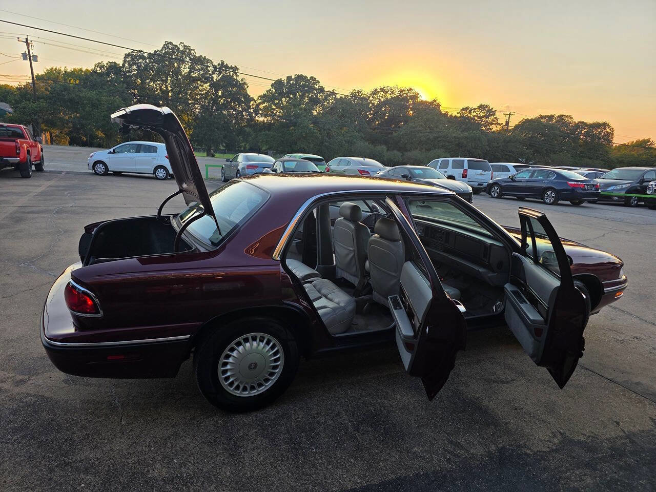 Used 1999 Buick Le Sabre Custom image 43