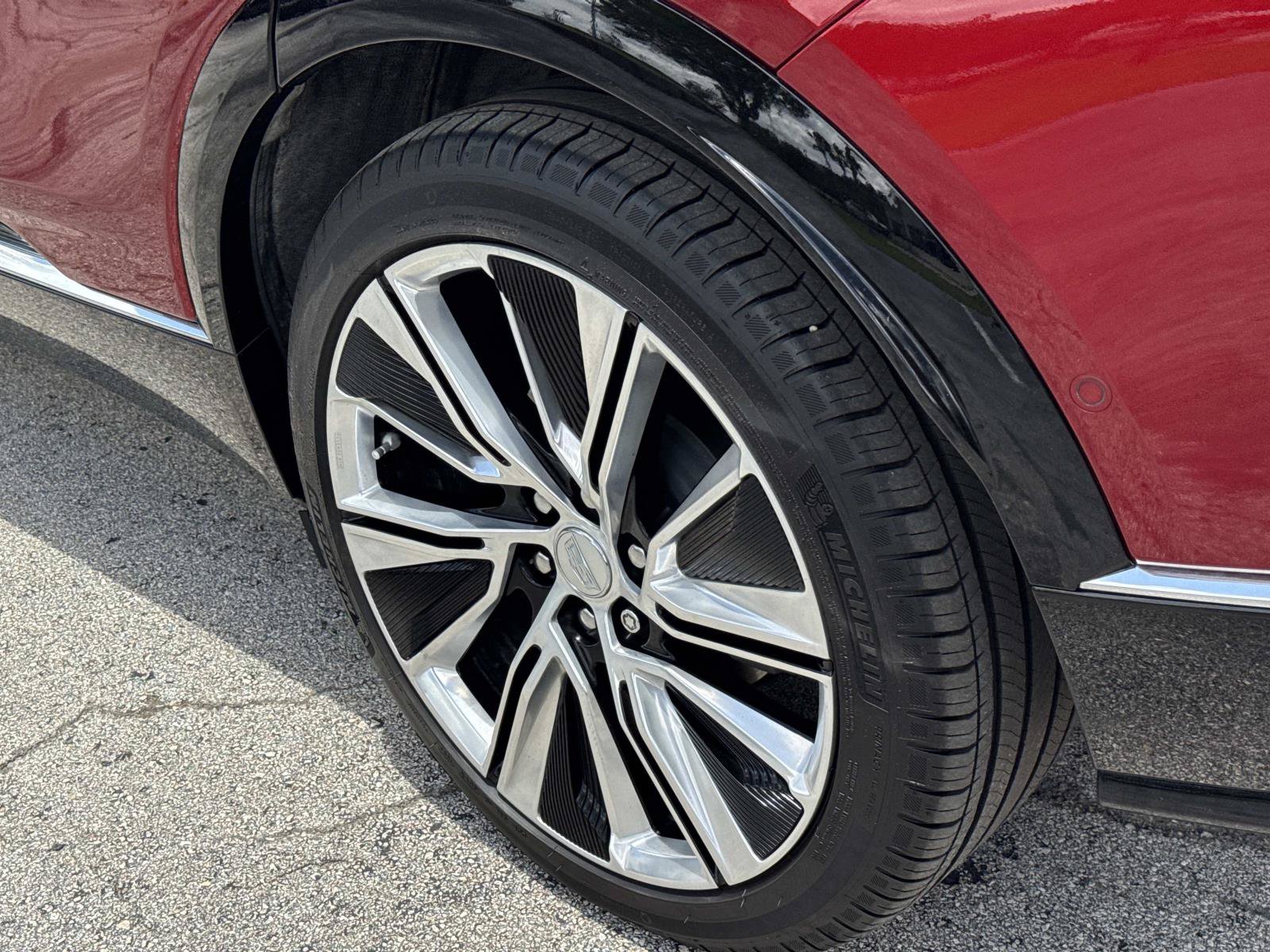 Certified 2025 Cadillac Lyriq Luxury w/ LPO, Floor Liner Package AWD/4WD image 12
