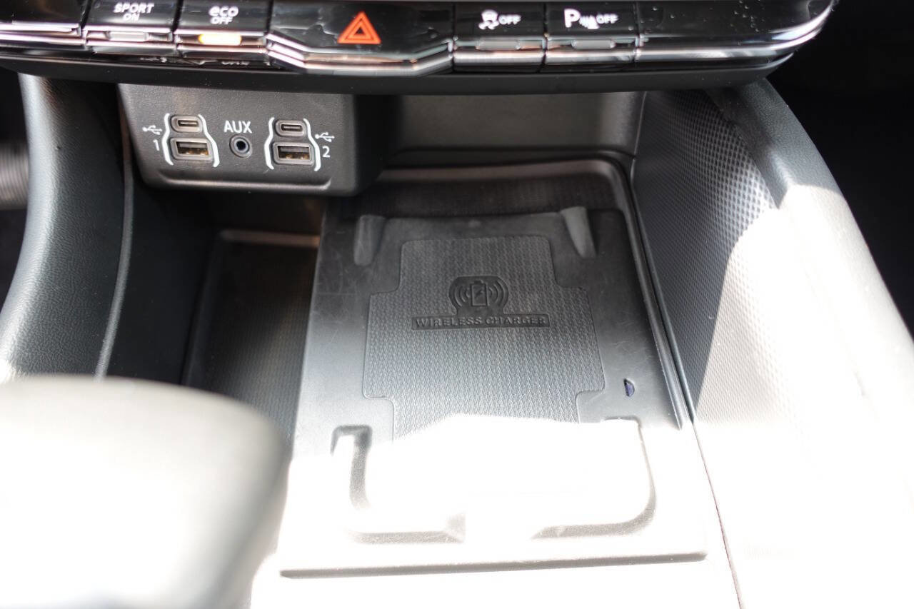 Used 2022 Dodge Durango R/T w/ Trailer Tow Group IV image 50