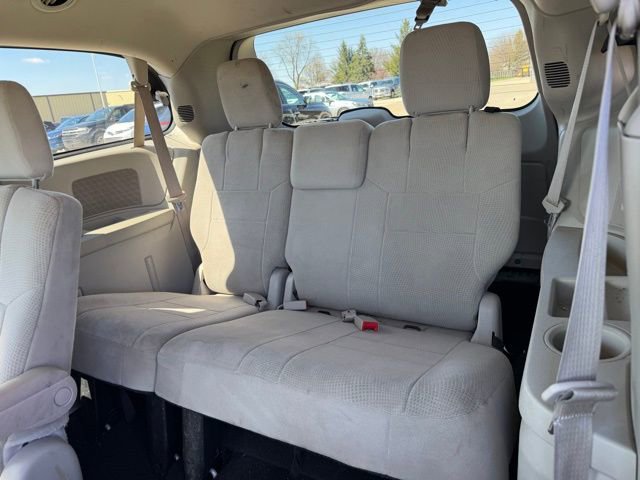 Used 2013 Dodge Grand Caravan SE image 15