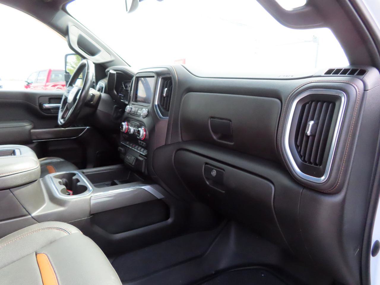 Used 2022 GMC Sierra 2500 AT4 w/ Gooseneck/5TH Wheel Package AWD/4WD image 54