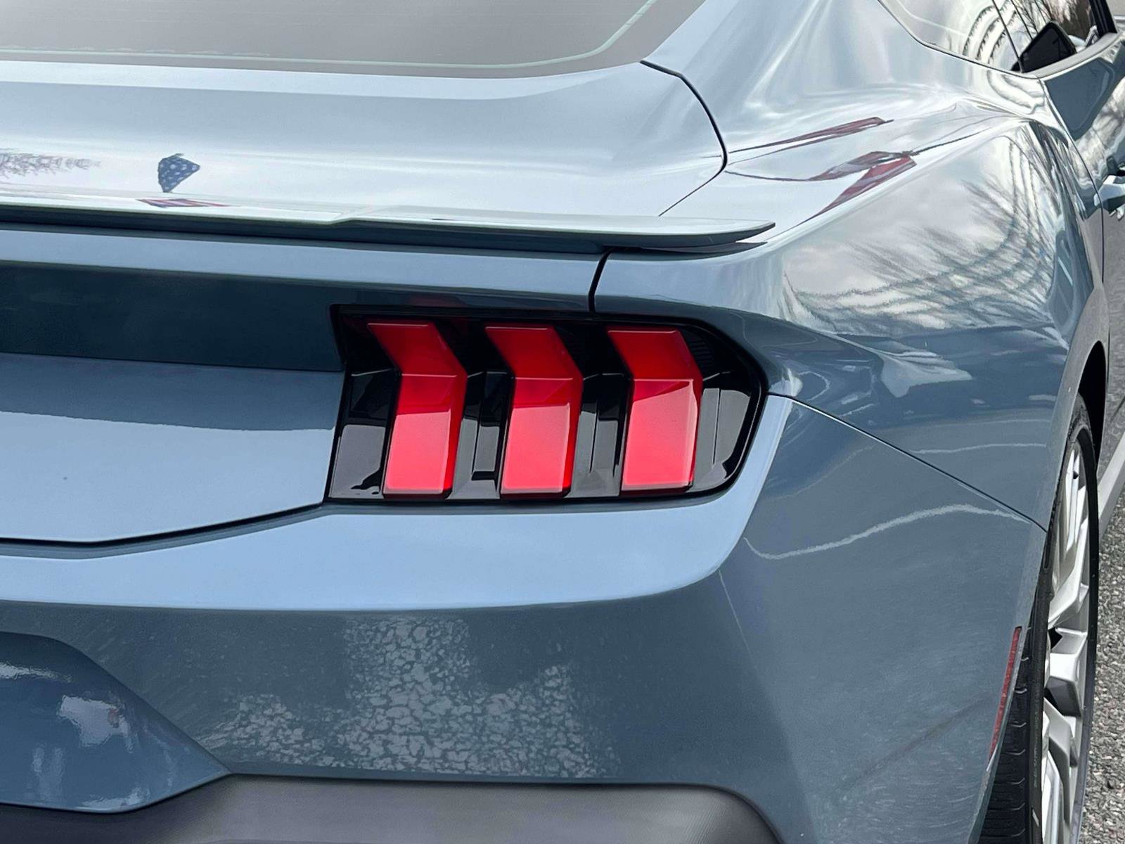 Used 2025 Ford Mustang GT Premium image 8