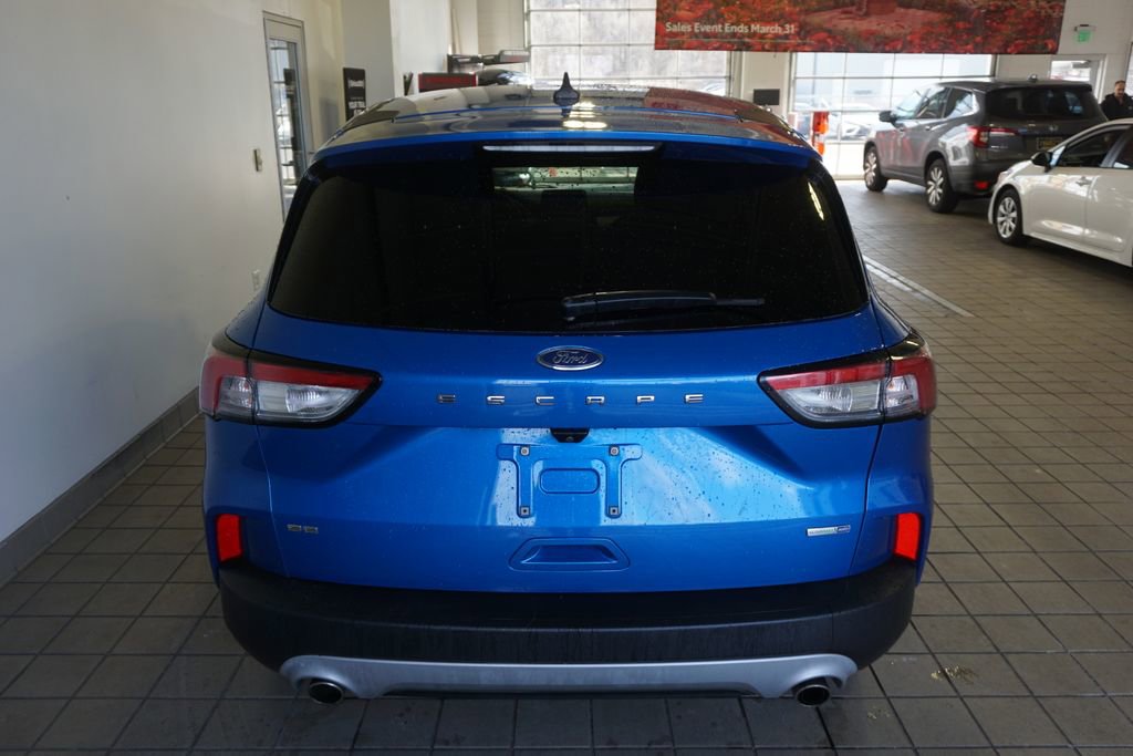 Used 2020 Ford Escape SE image 15