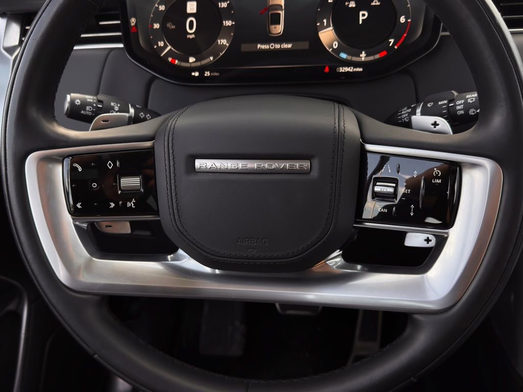 Used 2023 Land Rover Range Rover SE image 17