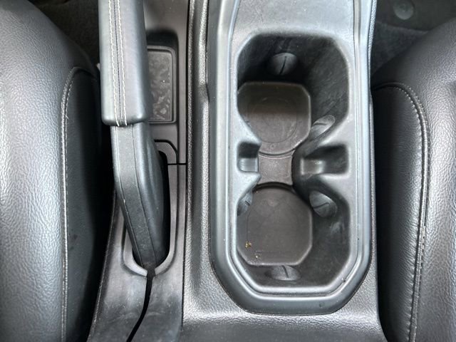 Used 2023 Jeep Wrangler Unlimited Sahara image 31