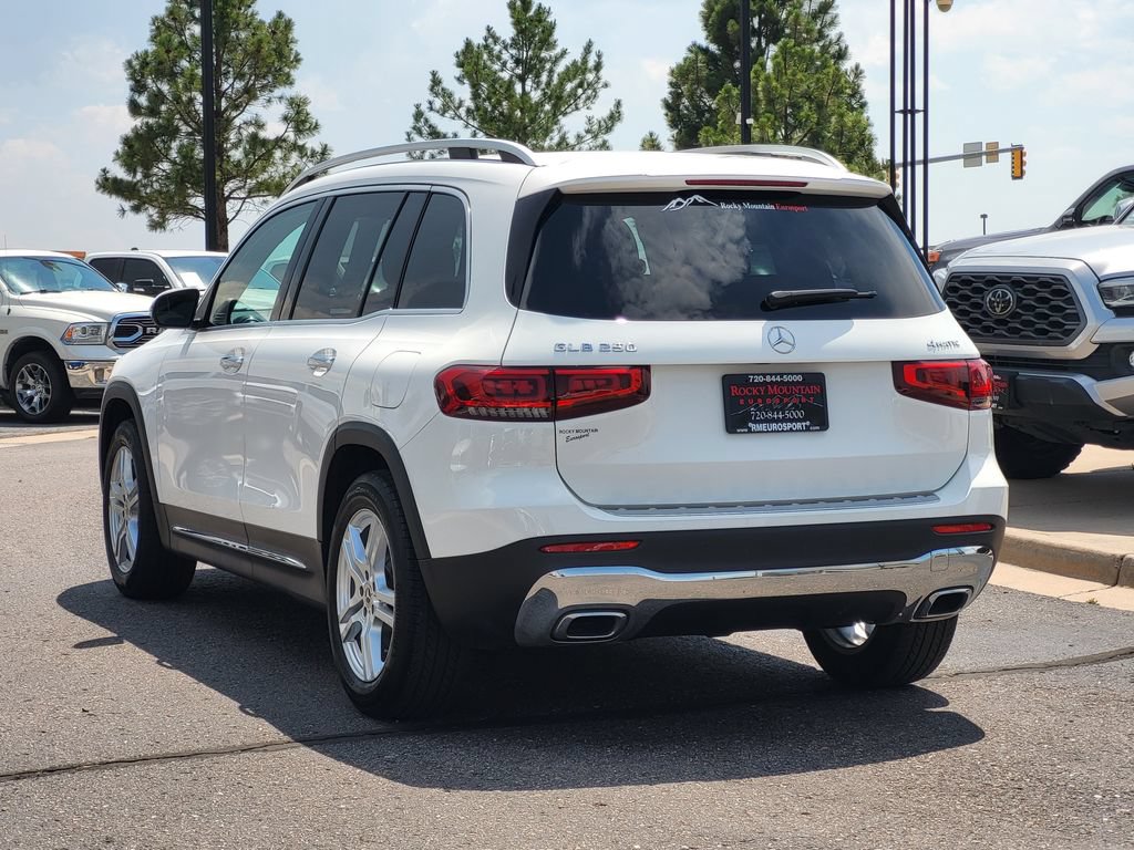 Used 2022 Mercedes-Benz GLB 250 4MATIC w/ Premium Package Lite image 6