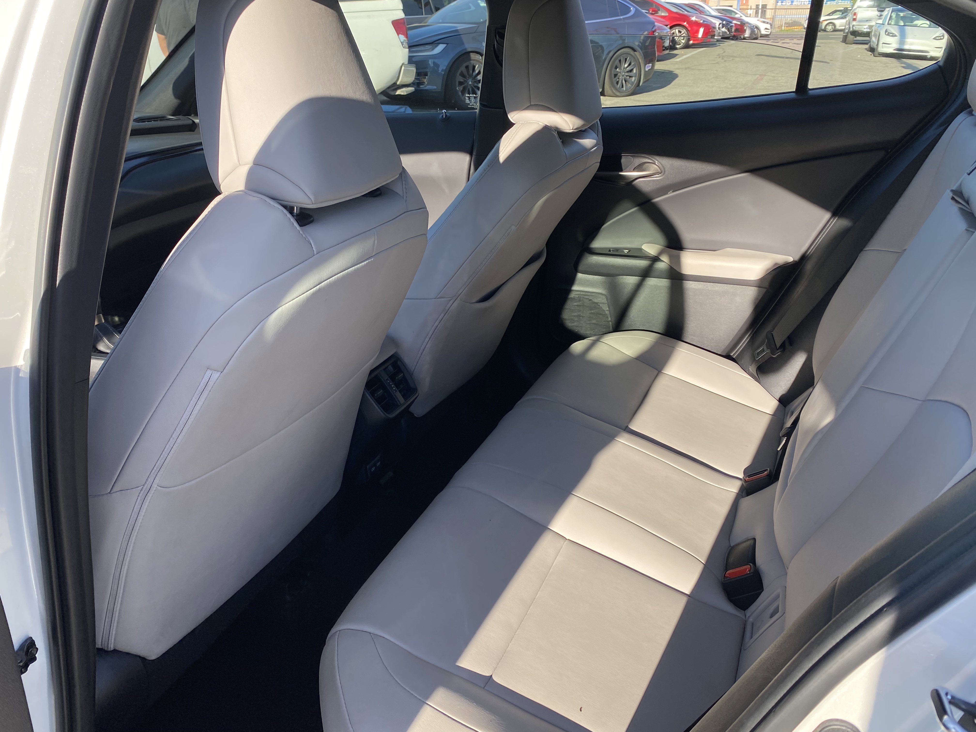 Used 2022 Lexus UX 250h w/ Accessory Package (Z1) image 19