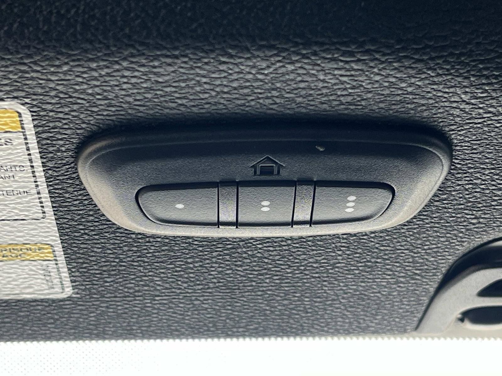 Used 2022 Jeep Wrangler Unlimited Sport image 25